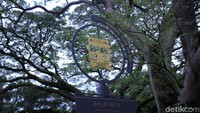 Bagi Anda yang hendak berkunjung ke Kota Bandung dan ingin menaiki bus ikonik satu ini, ada tiga titik halte Bandros, di antaranya Taman Balaikota Bandung, Alun-alun Bandung dan Jalan Diponegoro atau seberang Museum Geologi.