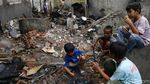 Potret Puing-puing Bangunan Sisa Kebakaran di Taman Sari Jakbar