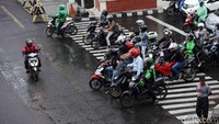 Pelanggar lalu lintas didominasi oleh pengendara sepeda motor.