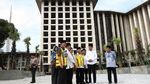 Gaya Jokowi Pakai Peci Saat Tinjau Renovasi Masjid Istiqlal