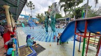 Menariknya lagi, selain memiliki penangkaran satwa, tempat wisata yang mempunyai luas mencapai 6 hektar itu juga dilengkapi dengan berbagai wahana bermain lainnya seperti kolam renang, masjid unik, hingga homestay.