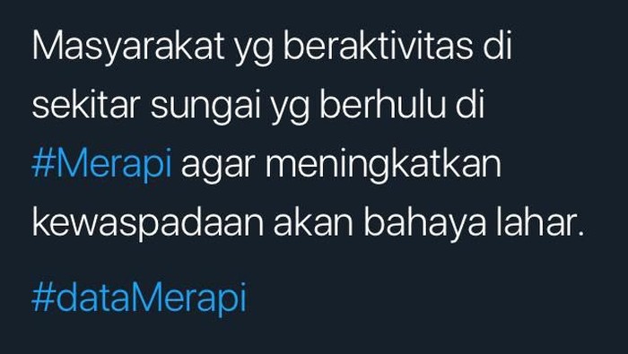 Hujan mengguyur puncak Gunung Merapi, Jumat (7/2/2020).