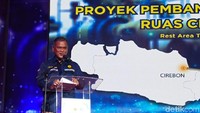 Sekretaris Jenderal Kementerian ESDM Ego Syahrial mengatakan penyediaan infrastruktur gas bumi terus didorong dalam rangka memenuhi kebutuhan industri, sehingga mewujudkan pemerataan pembangunan dan mengacu pertumbuhan ekonomi. Sekretaris Jenderal Kementerian ESDM Ego Syahrial mengatakan penyediaan infrastruktur gas bumi terus didorong dalam rangka memenuhi kebutuhan industri, sehingga mewujudkan pemerataan pembangunan dan mengacu pertumbuhan ekonomi.