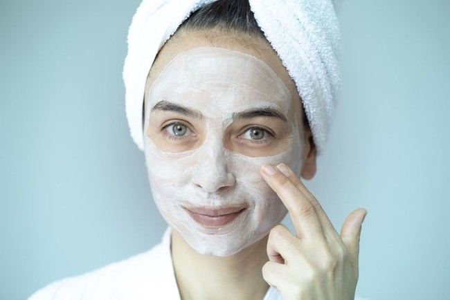 Jerawat dan Kulit Kusam Bisa Diatasi dengan Masker Kulit Pisang Ini Jerawat dan Kulit Kusam Bisa Diatasi dengan Masker Kulit Pisang Ini