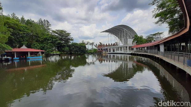 Taman Wisata Pancuran mas di Purbalingga Jawa Tengah 