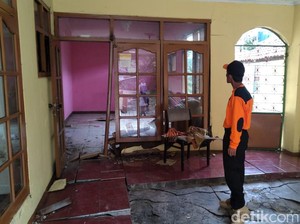 Empat Rumah di Sumedang Rusak Akibat Pergerakan Tanah