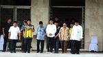 Gaya Jokowi Pakai Peci Saat Tinjau Renovasi Masjid Istiqlal