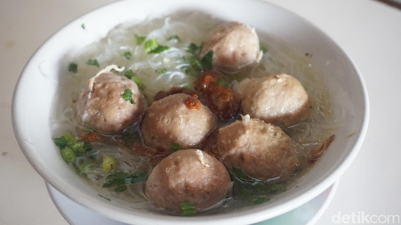 Bakso favorit seleb dan politisi