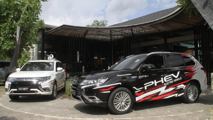 Mitsubishi Outlander PHEV
