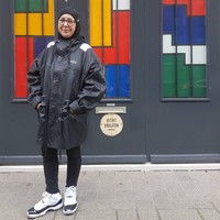 Lekyle dulunya aktif bekerja sebagai guru dan juga bergabung dengan komunitas yang membantu wanita imigran Maroko. Namun beberapa tahun lalu, dia didiagnosa menderita kanker payudara. Penyakit tersebut membuatnya harus mengurangi aktivitasnya. Foto: instagram @meryemsfirst.