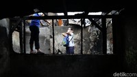 Seperti diketahui, kawasan permukiman padat penduduk di di Kecamatan Taman Sari, Jakarta Barat, mengalami kebakaran pada Kamis (6/2/) malam. Sebanyak 24 mobil pemadam kebakaran (damkar) dikerahkan untuk memadamkan api.