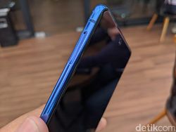 Unboxing Samsung Galaxy S10 Lite di Indonesia