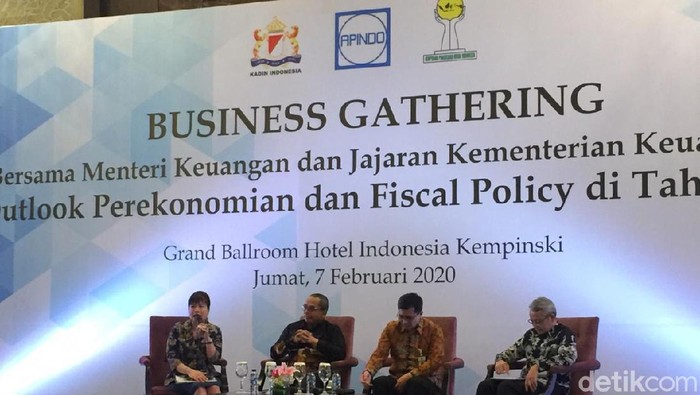 Dirjen Pajak Suryo Utomo kumpulkaan pengusaha