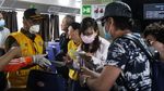 Potret Perjuangan Menangkal Masuknya Virus Corona ke RI
