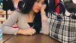Cantiknya Pedangdut Bella Nova Saat Makan Steak dan Belanja Sayuran