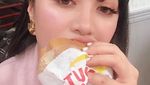 Korban Rasis karena Virus Corona, YouTuber Michelle Phan Tak Makan Kelelawar