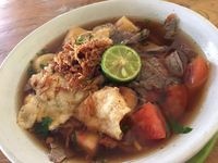 Slurpp! Soto Mie Enak Buat Hangatkan Badan Ada di 5 Tempat Ini