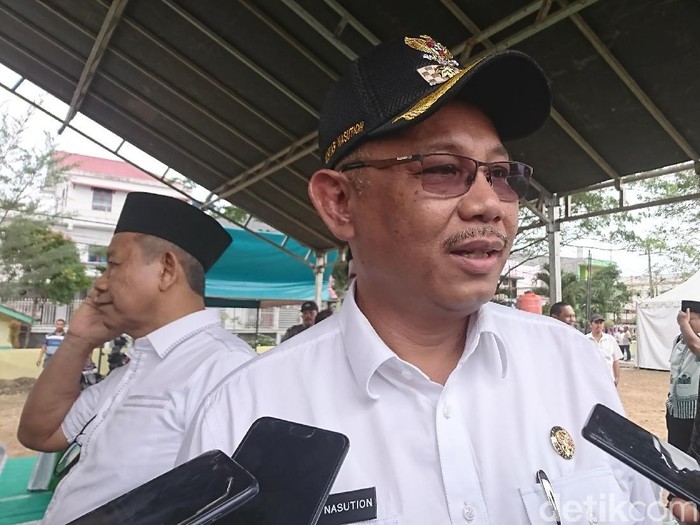 Ahmad Arfah-detikcom/ Plt Wali Kota Medan Akhyar Nasution saat melakukan pengecekan lokasi MTQ