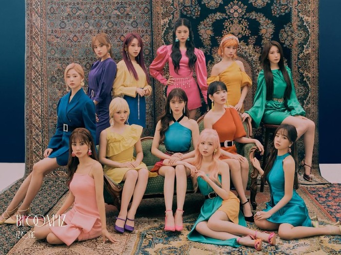 Teaser foto comeback girl group K-Pop IZ*ONE untuk album BLOOM*IZ