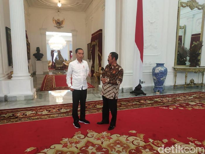 Jokowi-FX Rudy di Istana Negara