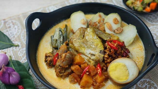 Jadi Hidangan Wajib, Ini 5 Fakta Menarik tentang Lontong Cap Go Meh