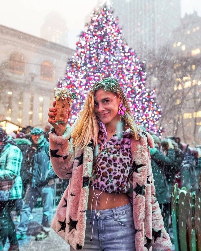 Salah satu hal yang membuatnya bahagia menjadi selebgram adalah ketika orang terinspirasi dengan informasinya dan merasa senang ketika mencoba makanan yang direkomendasikan. Foto: Instagram @cheatdayeats