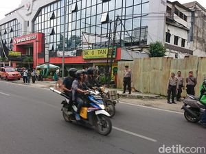 Polisi Selidiki Pembuang Sobekan Diduga Lembaran Al-Quran di Jalanan Medan