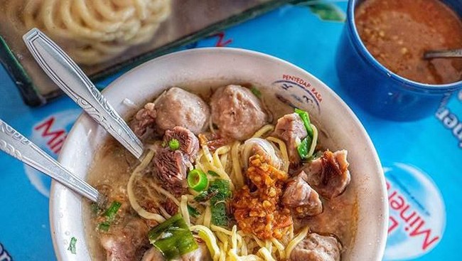 Sedep Tenan! 5 Bakso Enak di Purwokerto yang Wajib Dicicipi
