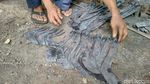 Potret Kerja Pande Besi Ciamis, Tradisi Turun Temurun