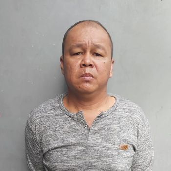 Mereka menyamar sebagai pengunjung di restoran Pondok Indah Golf