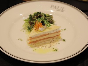 Ada Millefeuille Salmon dan Brioche Autentik Prancis untuk Valentine di Sini