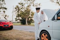 Viral Foto Pernikahan Dianggap Aneh, Kisah Cinta Pasangan Ini Mirip FTV