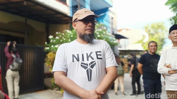 Gelap-gelapan Rekonstruksi Teror Air Keras pada Novel Baswedan
