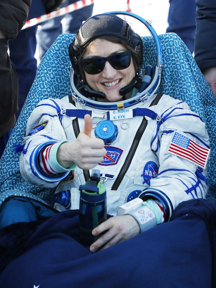 Momen pendaratan astronot Christina Koch