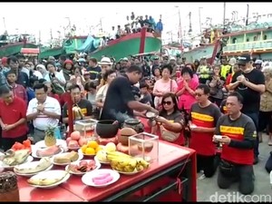 Cap Go Meh di Kota Tegal Begitu Ramai, Ada Kirab Toa Pekong