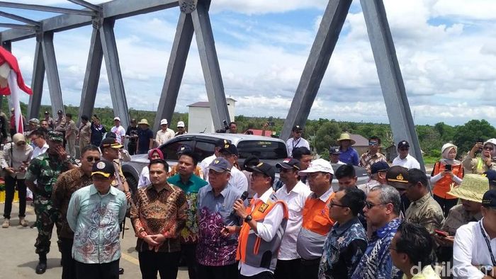 Swasta bangun jembatan dan overpass di Kalimantan Selatan Swasta bangun jembatan dan overpass di Kalimantan Selatan