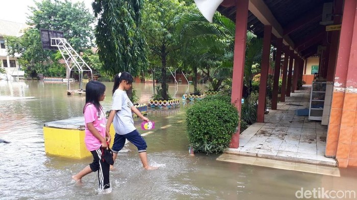 SMPN 34 Semarang kebanjiran