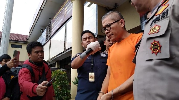 Tohap Silaban ditangkap polisi