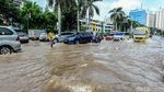Banjir Juga Rendam Jalan Mitra Sunter Boulevard