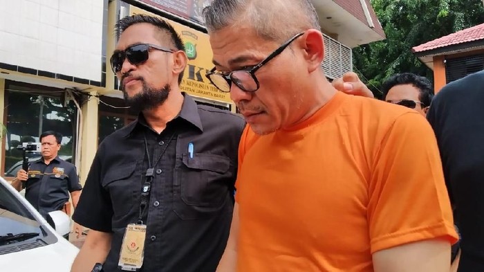 Tohap Silaban ditangkap polisi Tohap Silaban ditangkap polisi