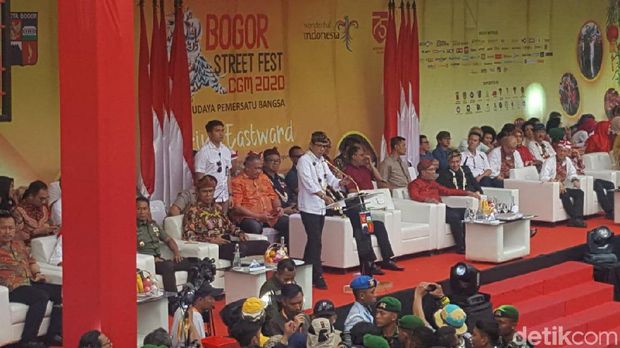 Wishnutama memberi kata sambutan