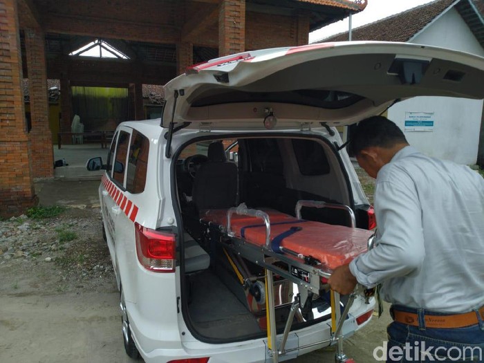 Banyak Mobil Siaga Desa di Mojokerto Tabrak Permendes