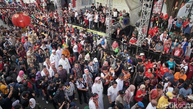 Menparekraf Wishnutama Hadir di Festival Cap Go Meh Bogor