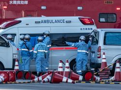 Suasana Kapal Pesiar yang Dikarantina karena Virus Corona