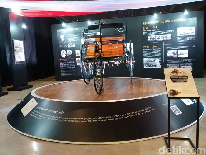 Replika mobil pertama di dunia mejeng di Museum