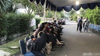 Saat ini jenazah sedang diberangkatkan dari Cimacan ke rumah duka.  Foto: Dyah Paramita Saraswati/ detikhot