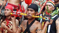 Tatung memeriahkan perayaan Cap Go Meh di Sungai Raya, Kabupaten Kubu Raya, Kalimantan Barat. ANTARA FOTO/Jessica Helena Wuysang.