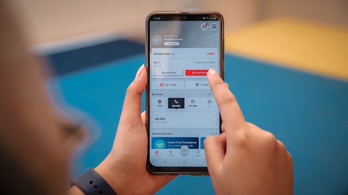 Aplikasi MyTelkomsel untuk mempermudah pelanggan Telkomsel dalam membeli pulsa dan paket internet.