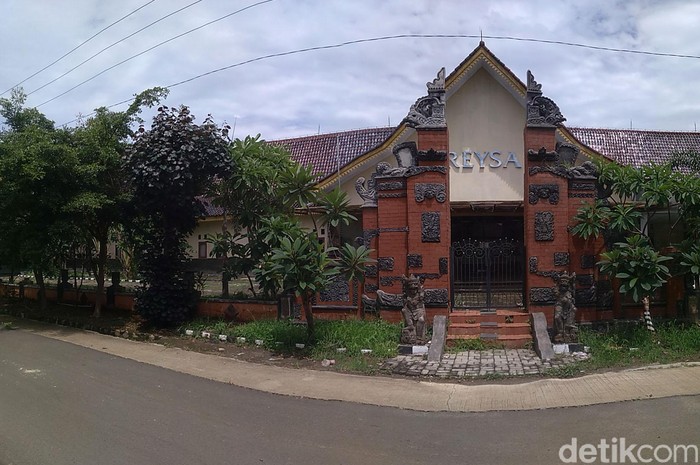 Rumah Sakit Milik Rohadi PNS 'Tajir Melintir' yang Disita KPK KPK telah menyita aset-aset Rohadi, PNS 'tajir melintir' asal Indramayu. Salah satu aset yang disita adalah Rumah Sakit Resya.