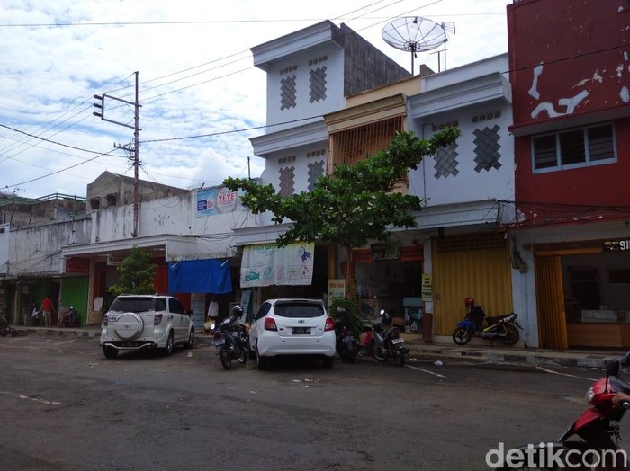 Lokasi tempat tinggal Hwang Sik Jiu ketika hidup di Jember